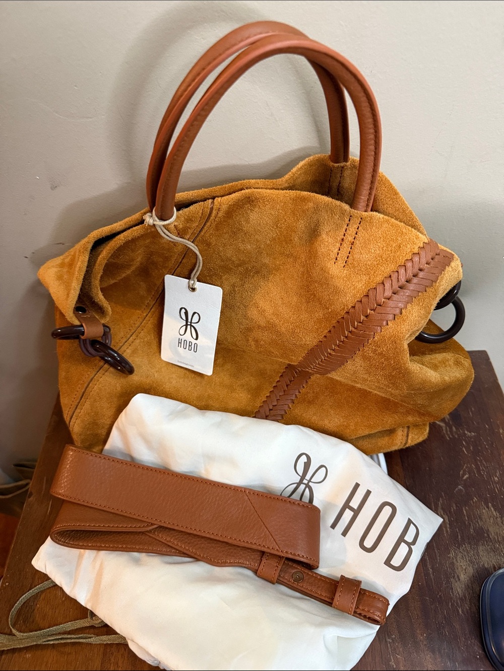 NWT HOBO International Tripp Tote Bag - Picture 5 of 6